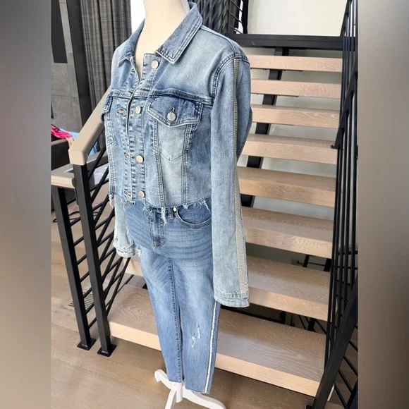 New Guess Blue Denim Jacket and Jeans Set with rhinestones on the side size S - Picture 5 of 10